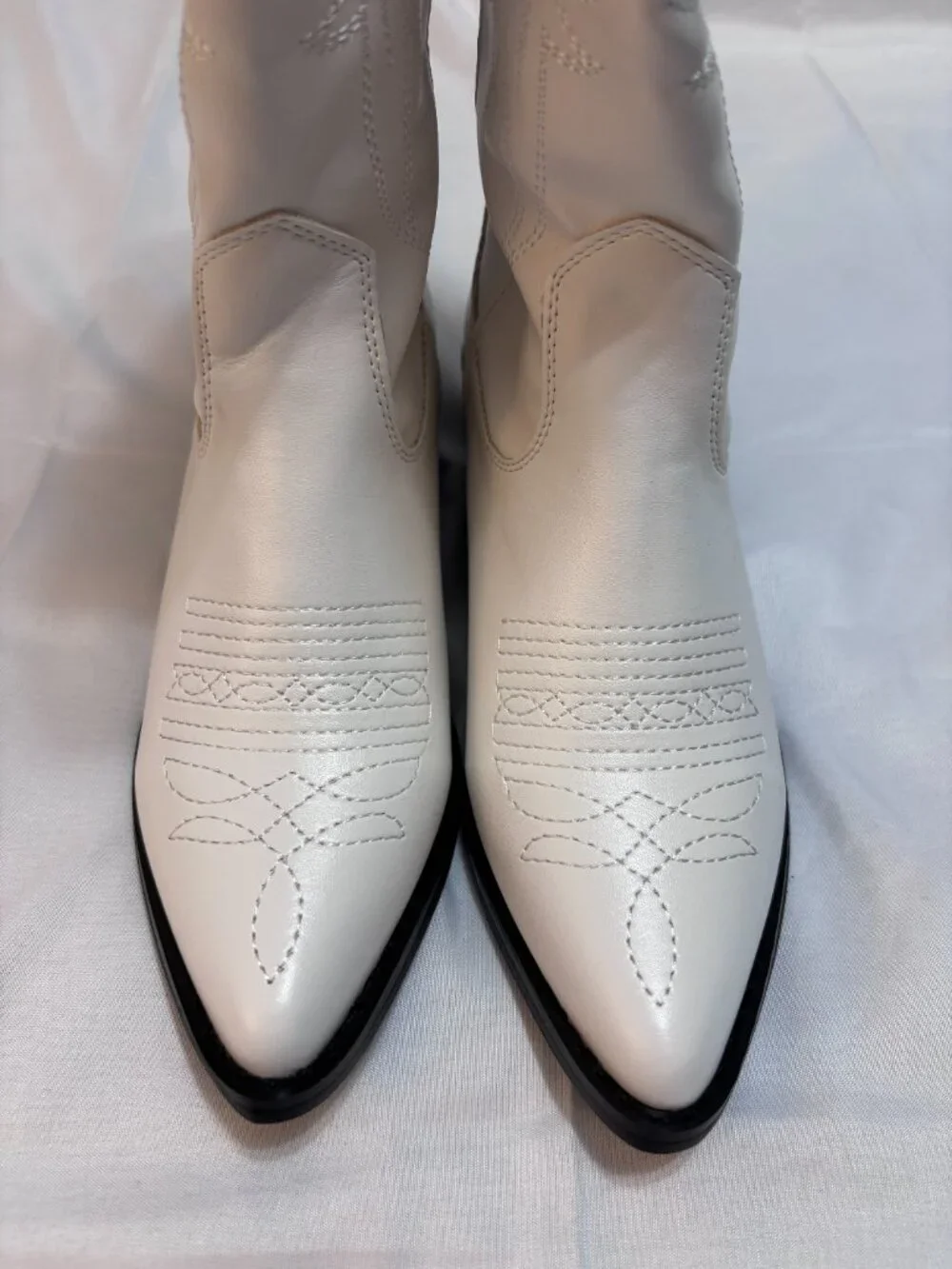 White Western Cowboy Boots Women’s Size 8 Pointed Toe Knee High Embroidered NIB